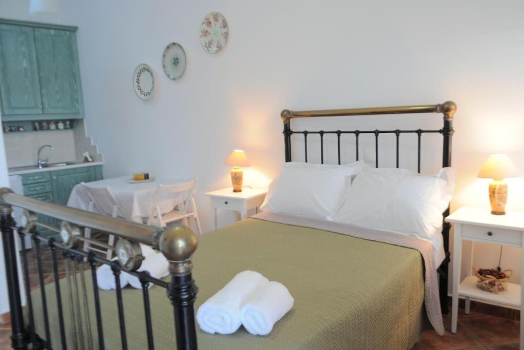 Вилла Tsipouras House Kythira Town Экстерьер фото